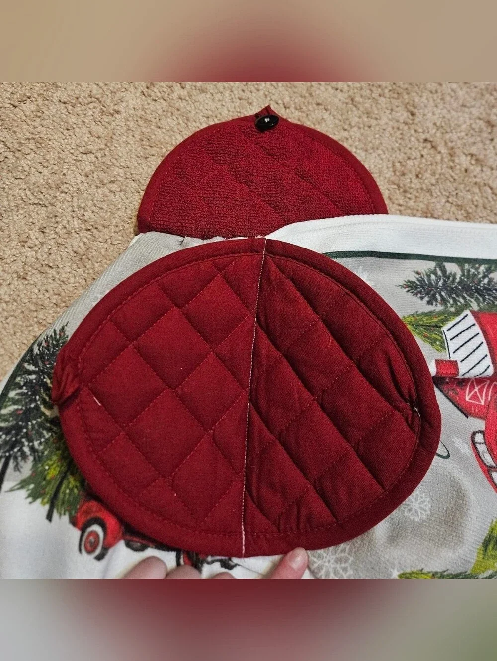 2 Handcrafted Towels Attached To Potholders | Christmas